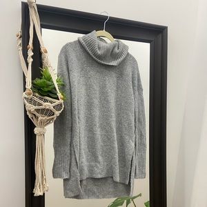 American eagle turtle neck